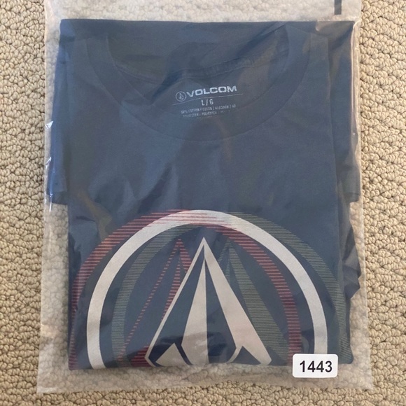 VOLCOM Stone Skate Surf Snow Logo Tee Shirt Men L Large - Picture 6 of 6